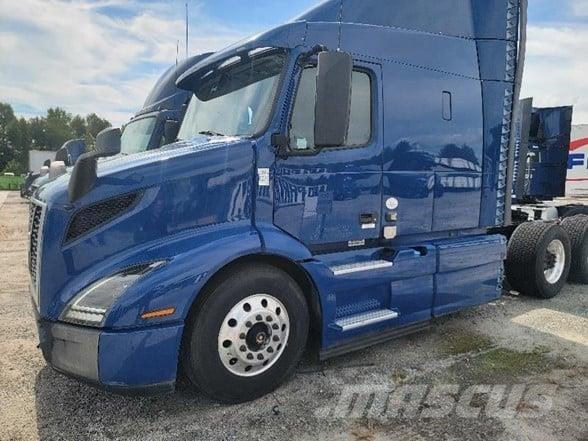 Volvo VNR64T640 Tractor Units