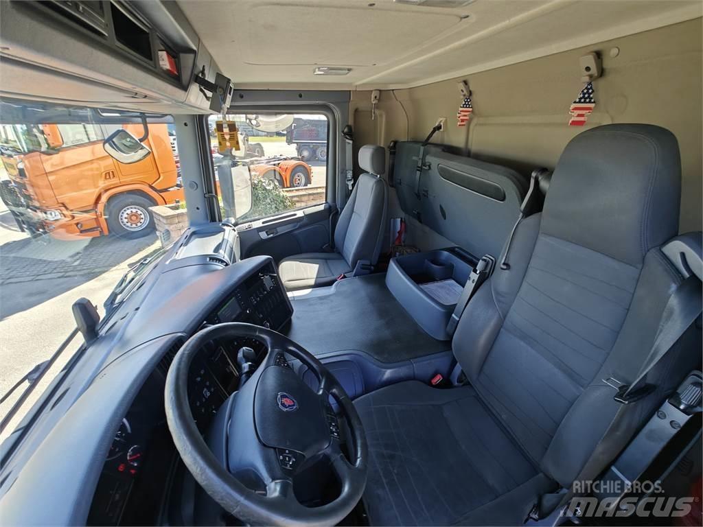 Scania P280 Box body trucks