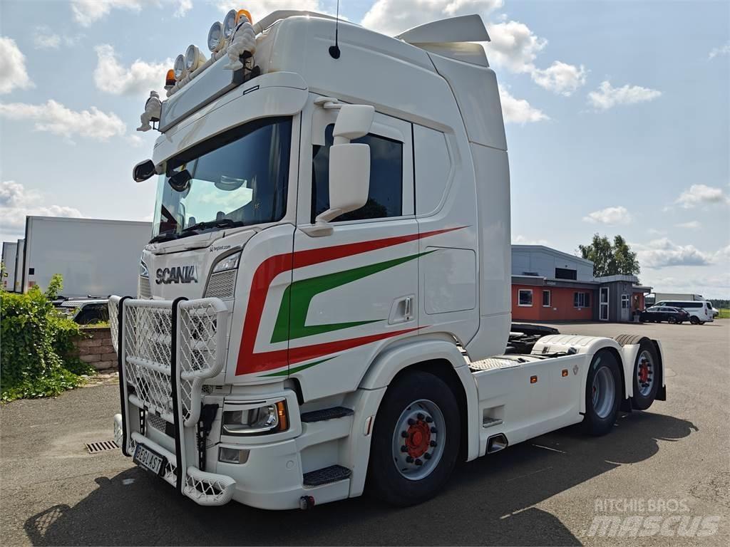 Scania R520 Tractor Units