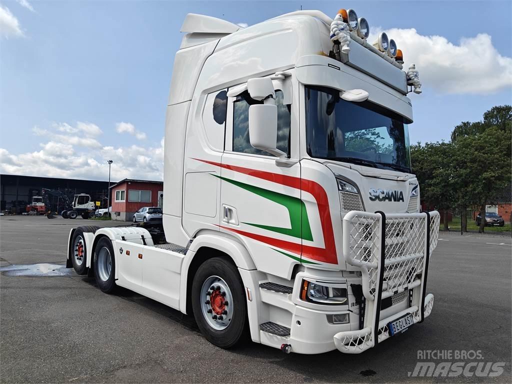 Scania R520 Tractor Units