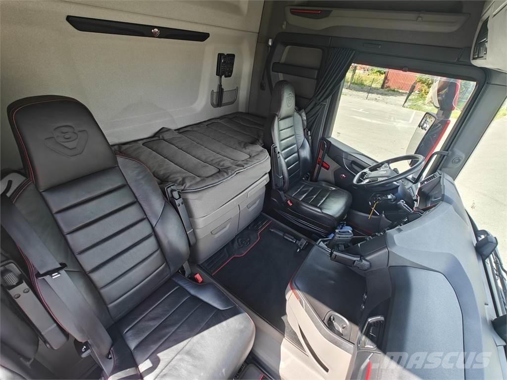 Scania R580 Tractor Units