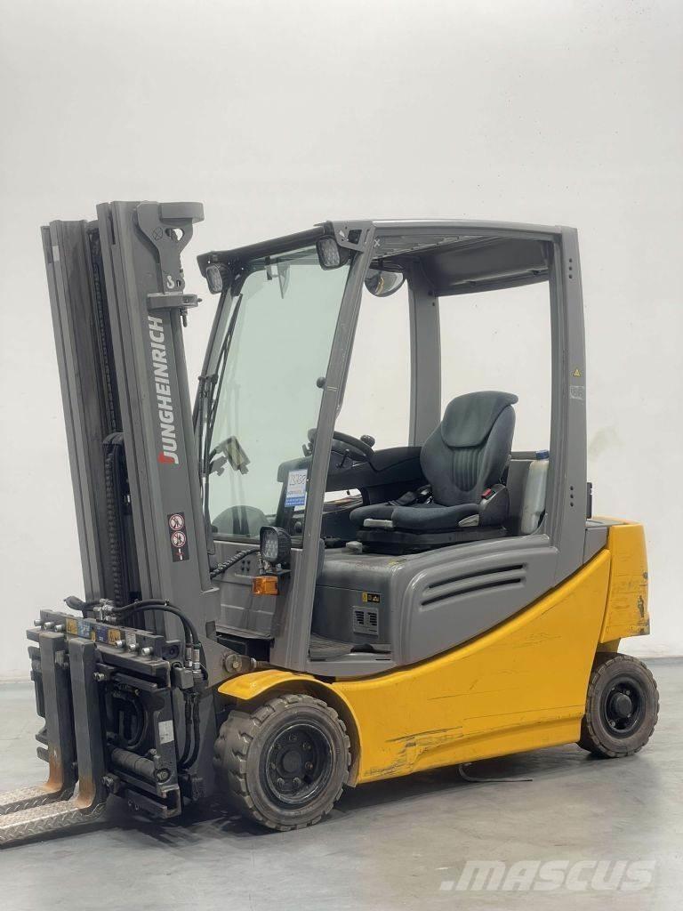 Jungheinrich EFG 320 Electric forklift trucks