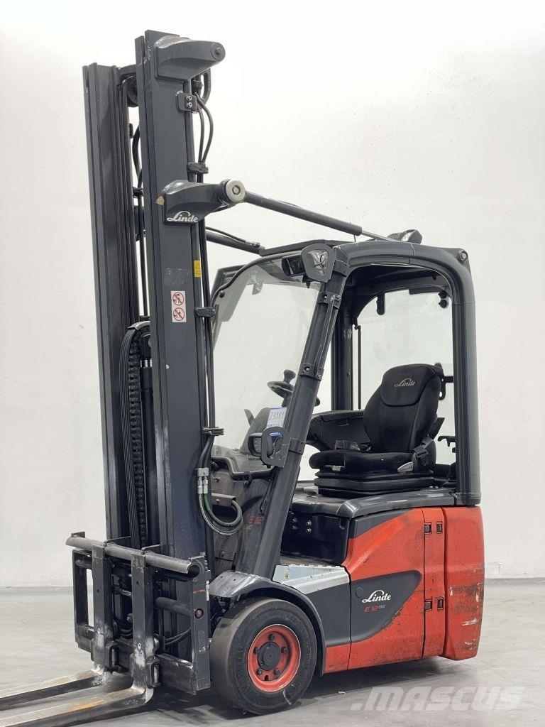 Linde E12-02-386 Electric forklift trucks