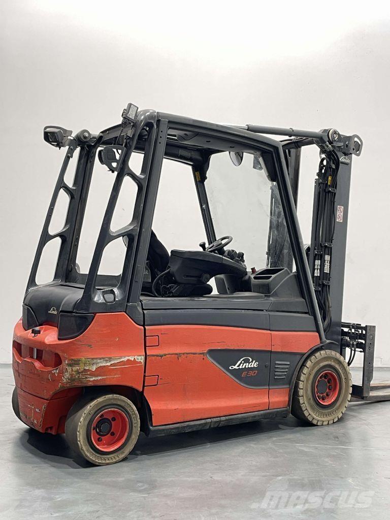 Linde E30L-01-387 Electric forklift trucks