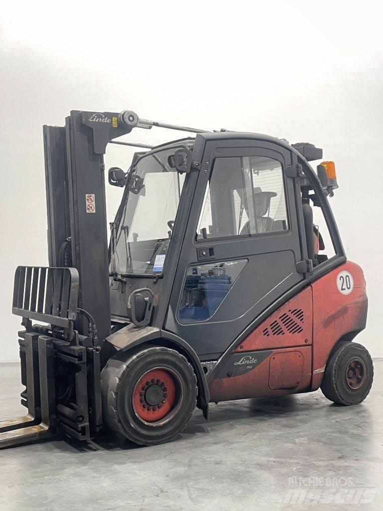 Linde H30T-02-393 LPG trucks