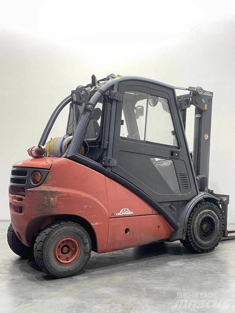 Linde H30T-393 LPG trucks