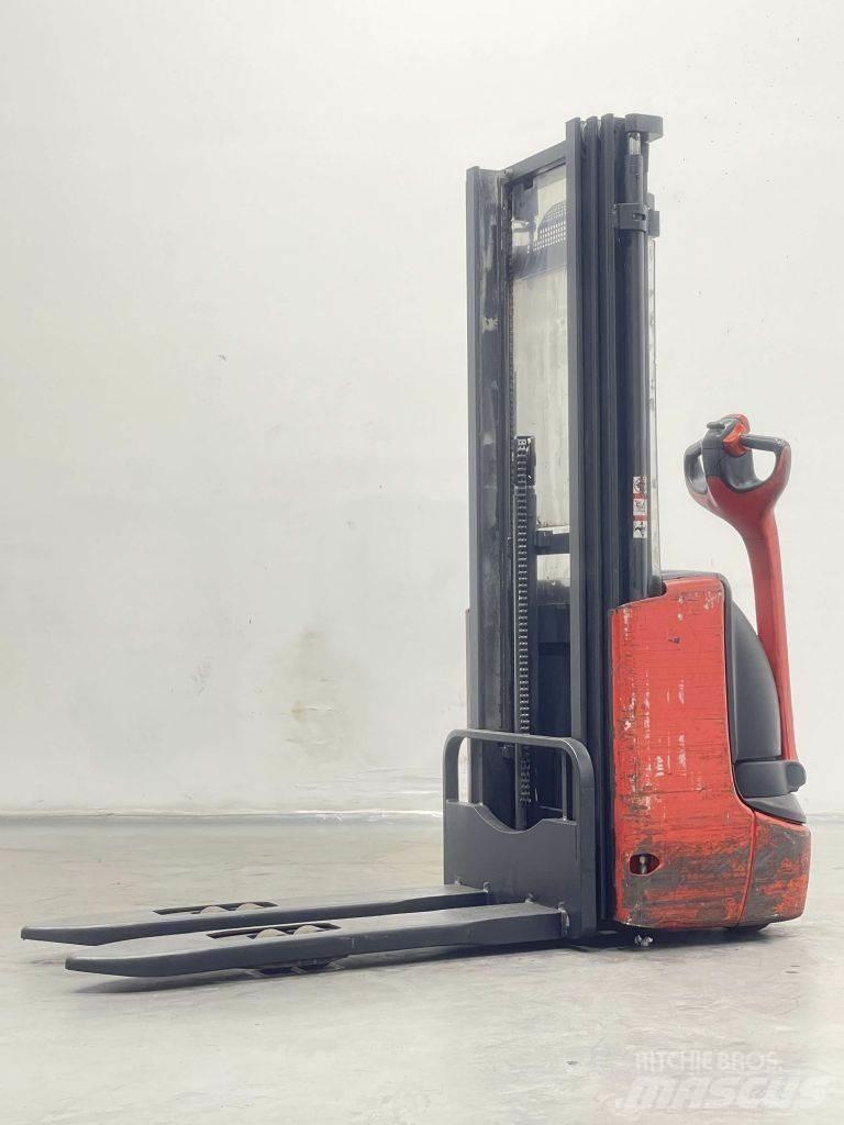 Linde L12-1172 Pedestrian stacker