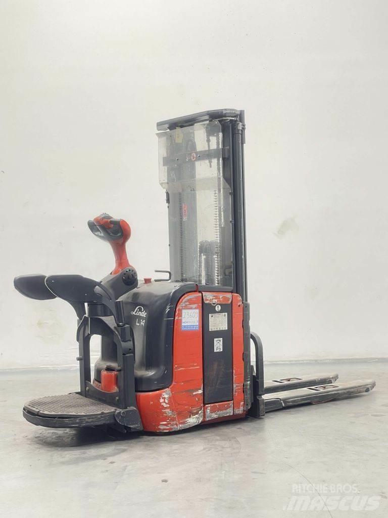 Linde L14AP-372 Pedestrian stacker