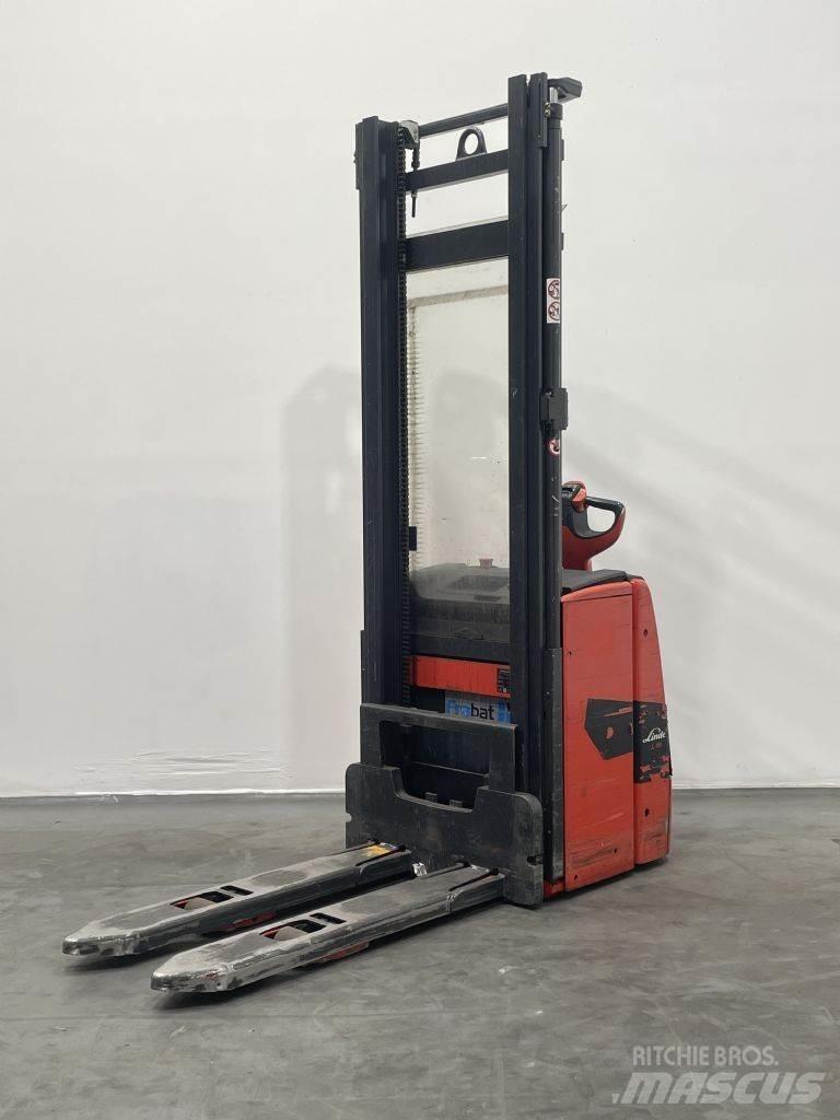 Linde L16 Pedestrian stacker