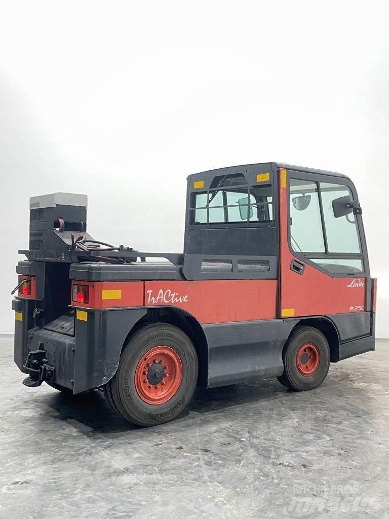 Linde P250-127 Towing trucks