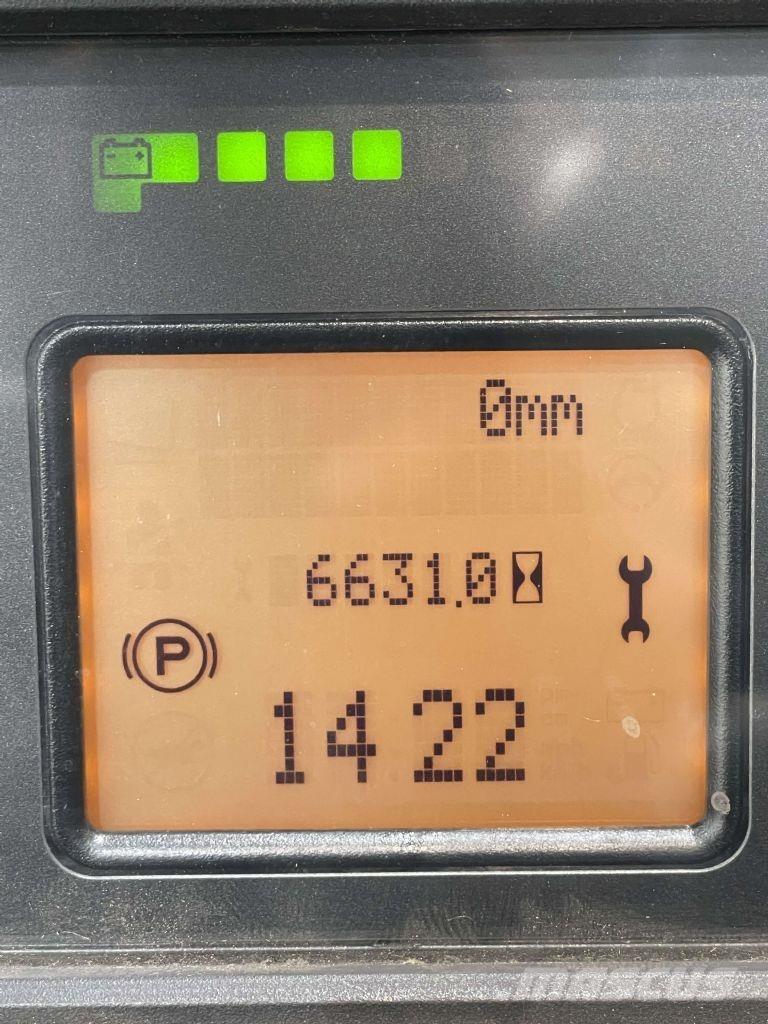 Linde R12B-1120 Reach trucks
