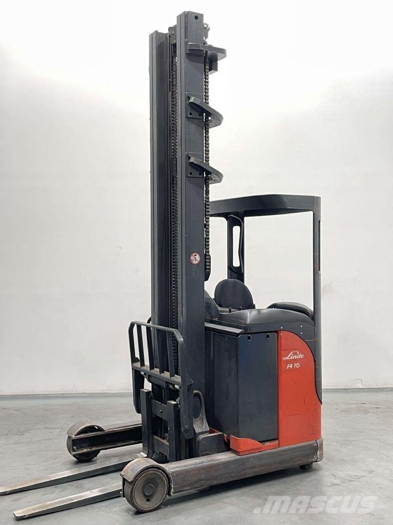 Linde R16-115 Reach trucks