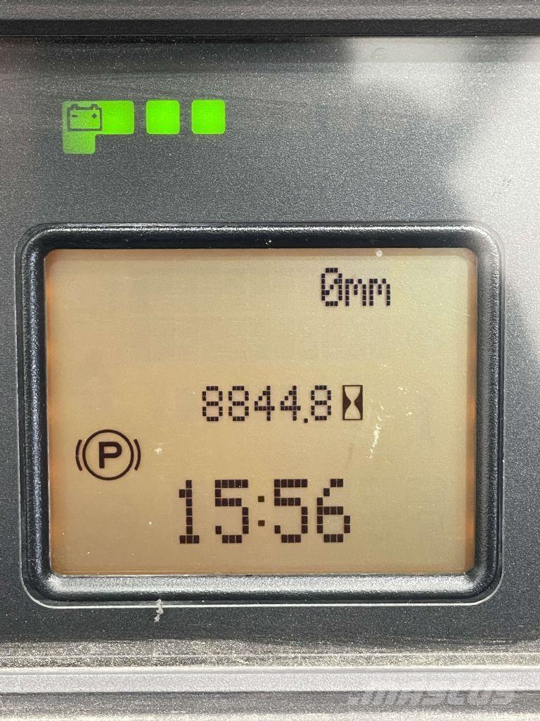 Linde R16HD-1120 Reach trucks