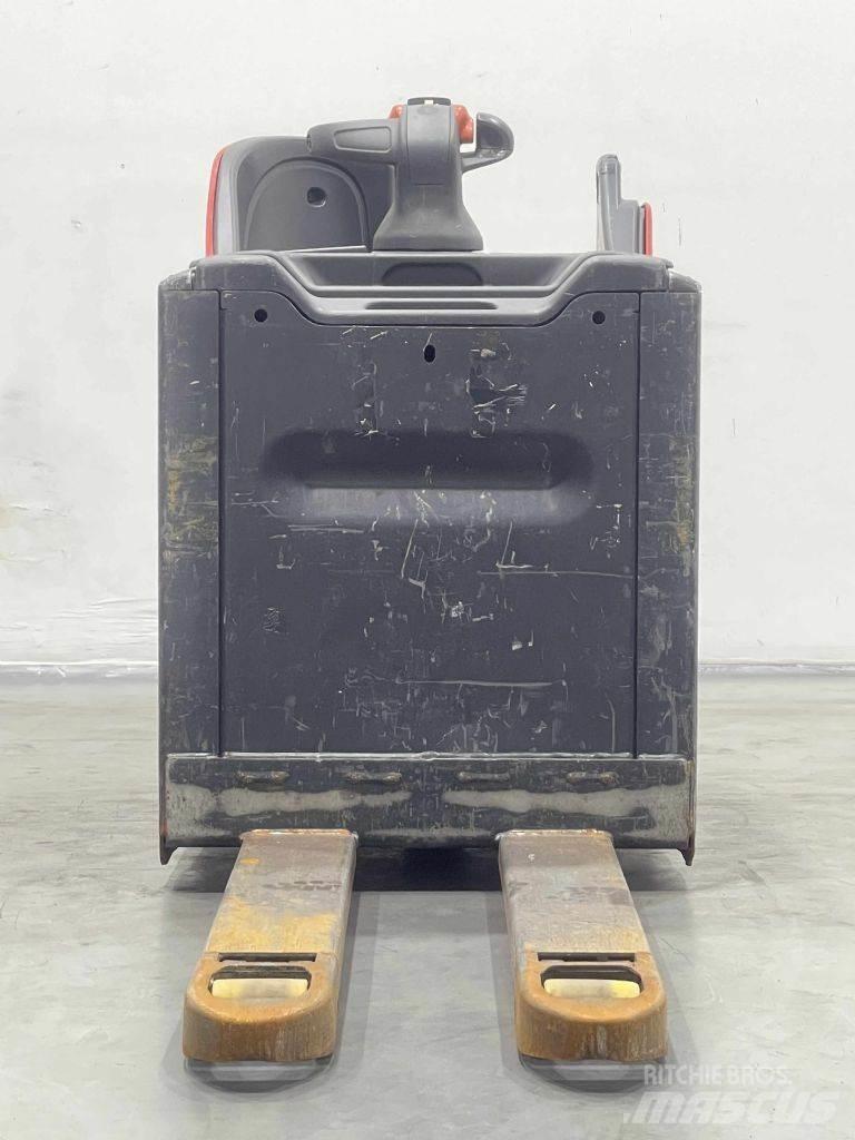 Linde T20SP-131 Low lifter