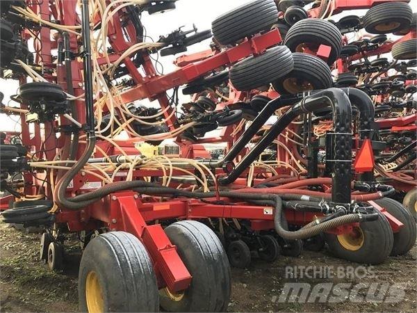Bourgault 3720-70 Drills