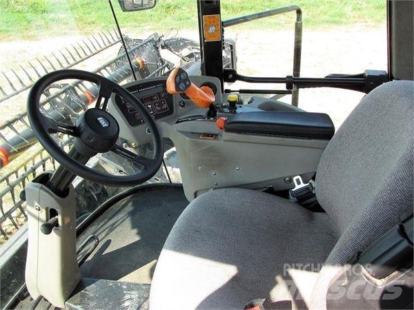MacDon M150 Swathers