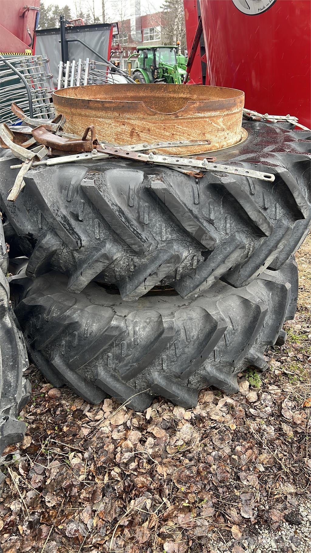  20.8R 38 Tyres, wheels and rims