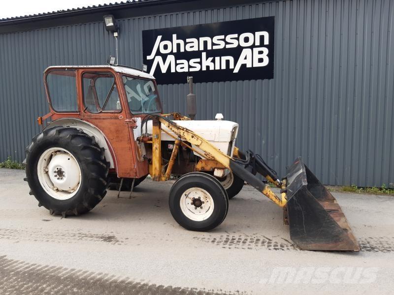 David Brown 880 Tractors