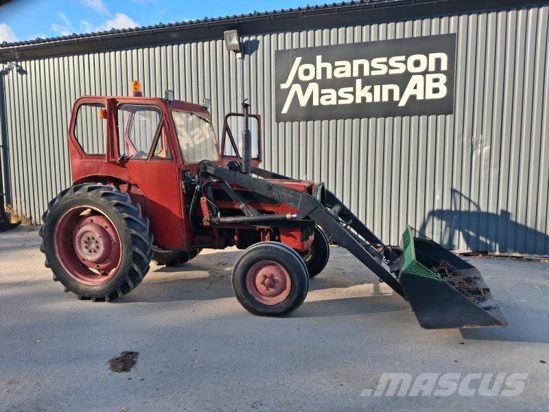 International 414 Tractors