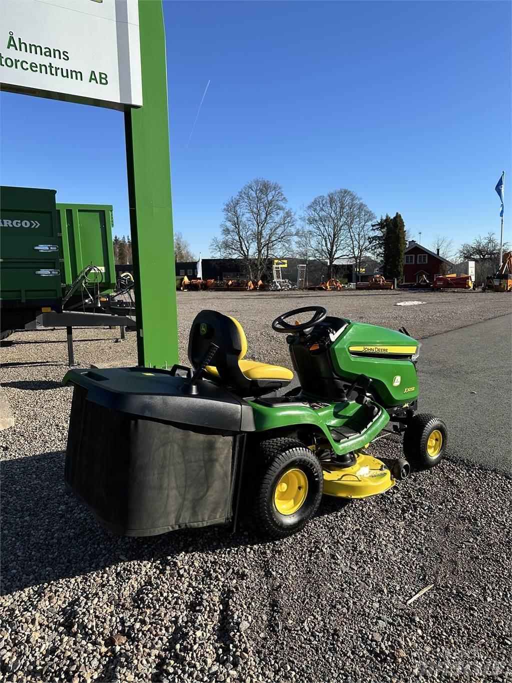 John Deere X350R Groundcare - Others