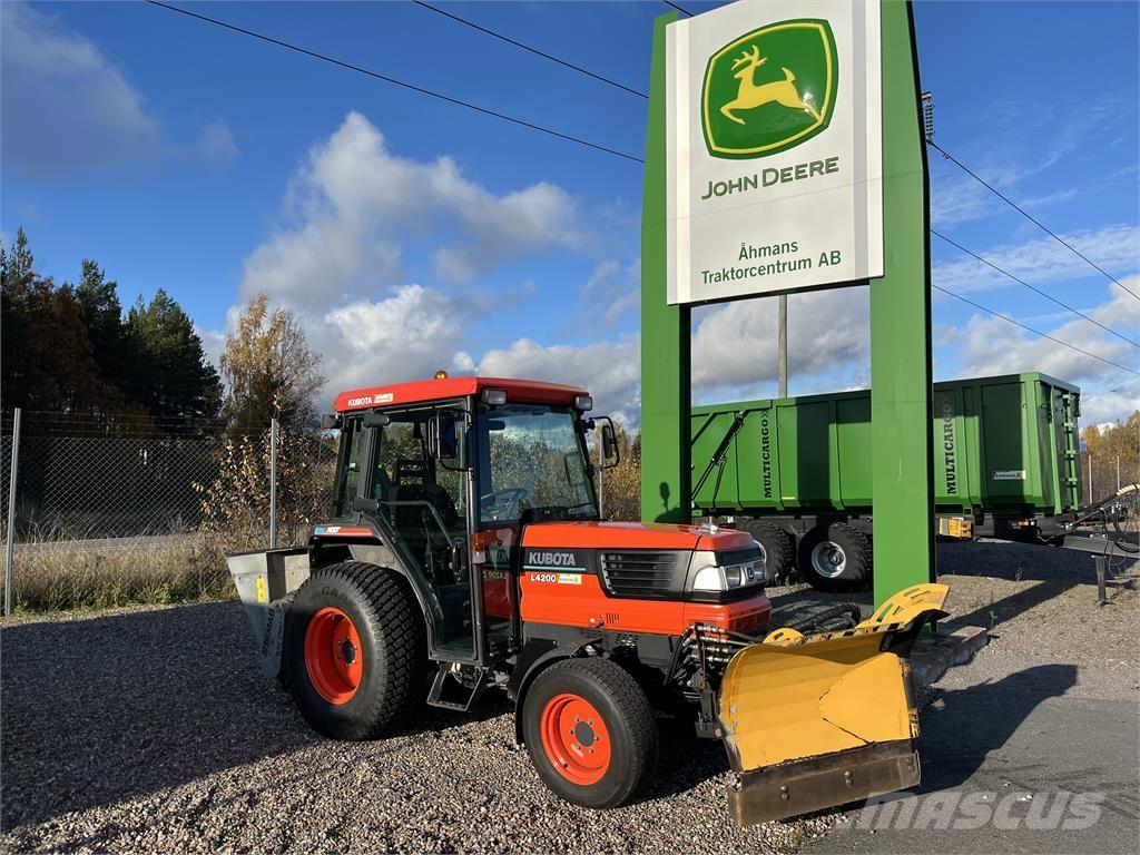 Kubota L4200 Groundcare - Others