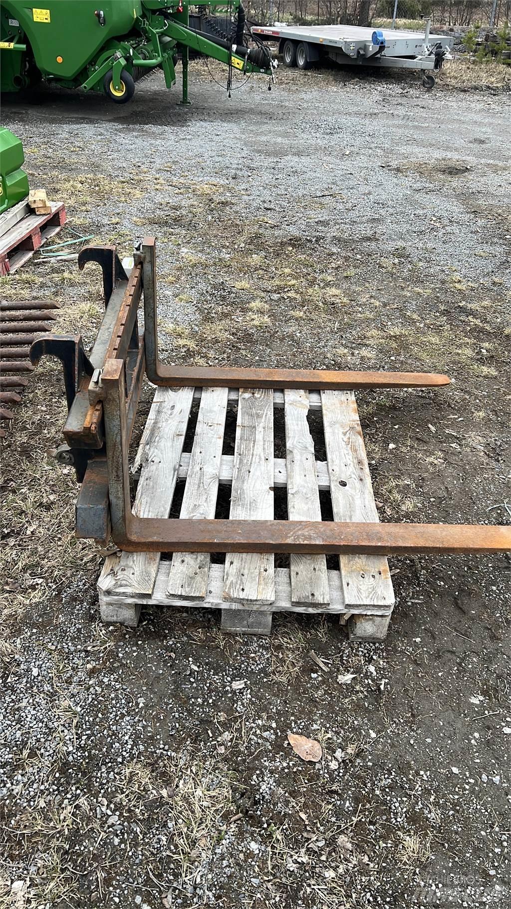 Norje Pallgaffel Other attachments and components
