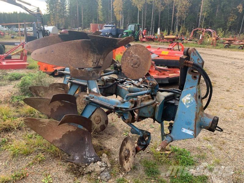 Överum Växelplog 3-skär Reversible ploughs