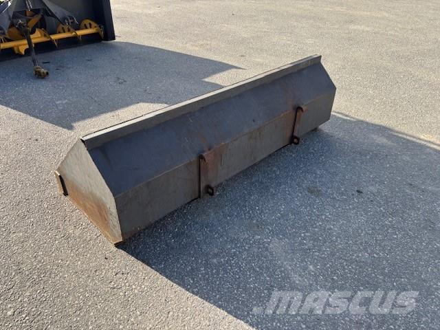  SNÖSKOPA 200 ÅLÖ TYP3 Other tractor accessories