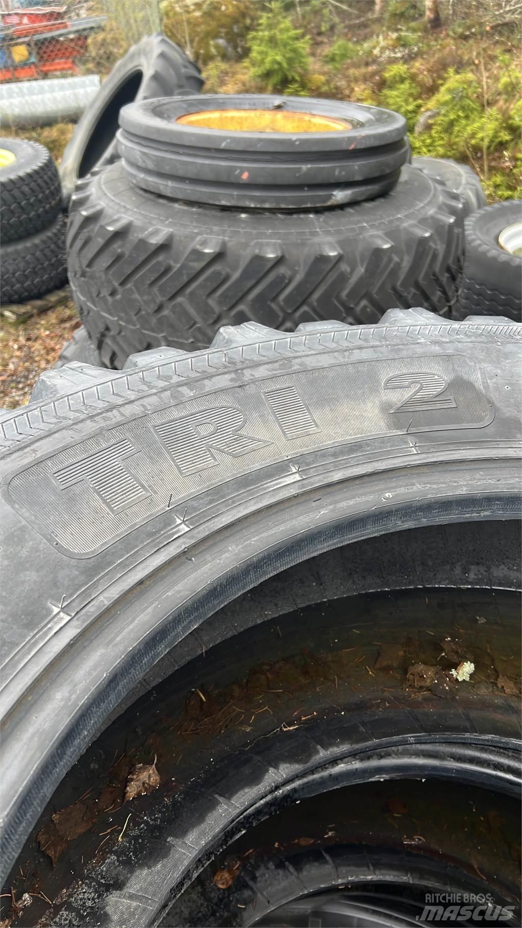  TRI2 Tyres, wheels and rims
