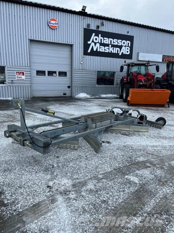 Ysta VÄGSLADD YVL 200 Backhoe loaders