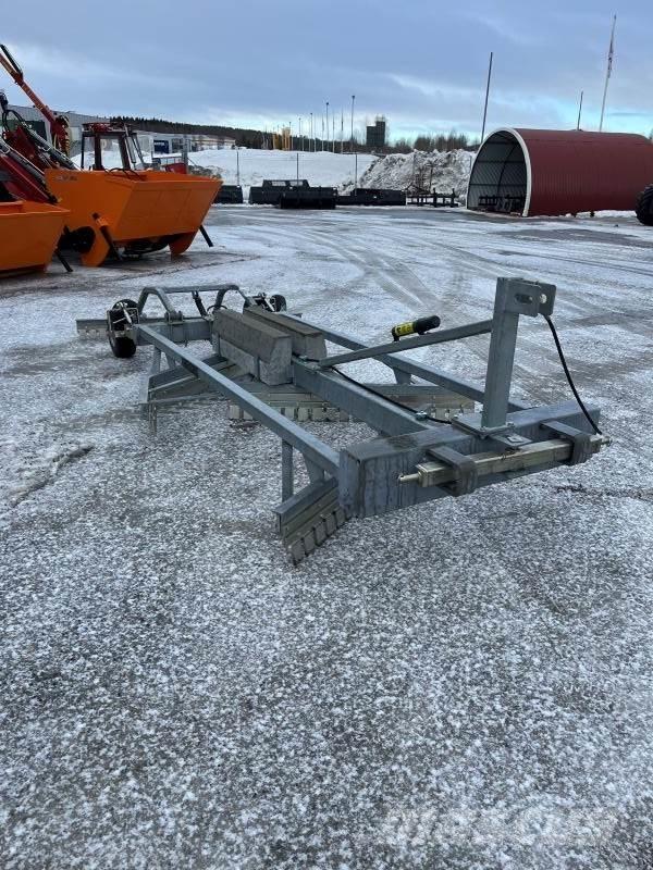 Ysta VÄGSLADD YVL 200 Backhoe loaders