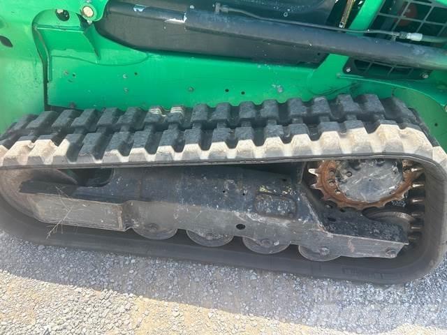 Bobcat T550 Skid steer loaders