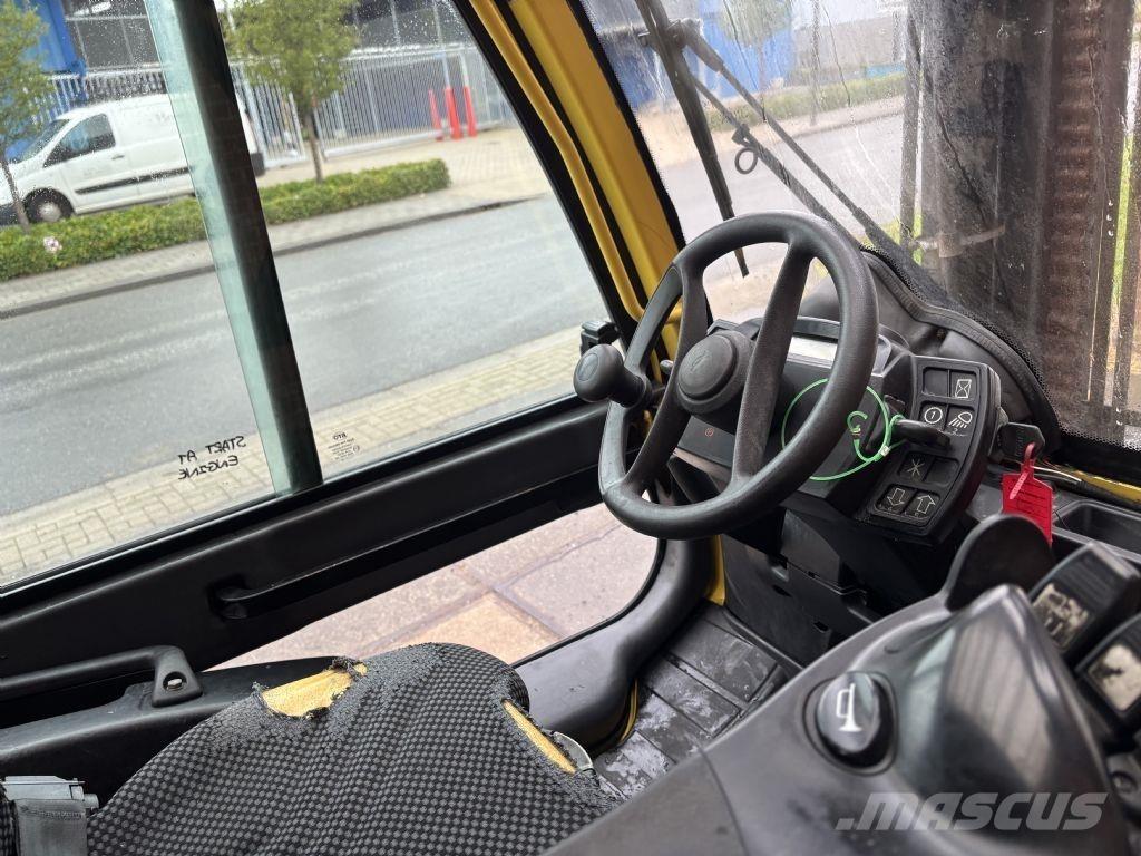 Hyster H8.0FT9 Diesel trucks