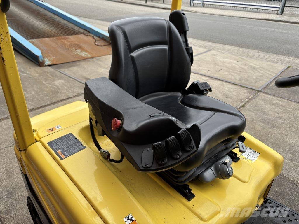 Hyster J1.6XN MWB Electric forklift trucks