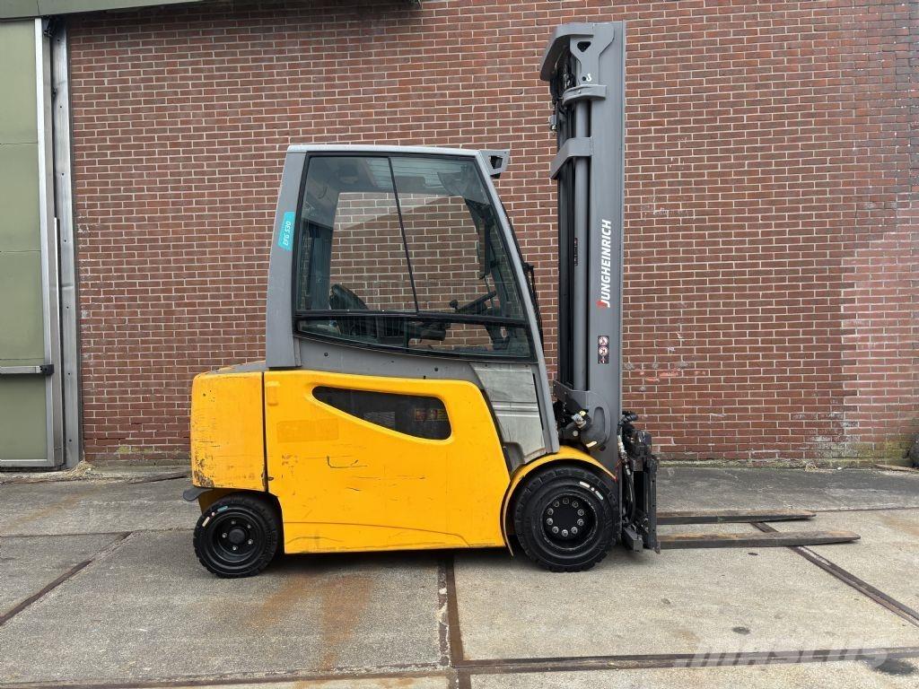 Jungheinrich EFG S30 Electric forklift trucks