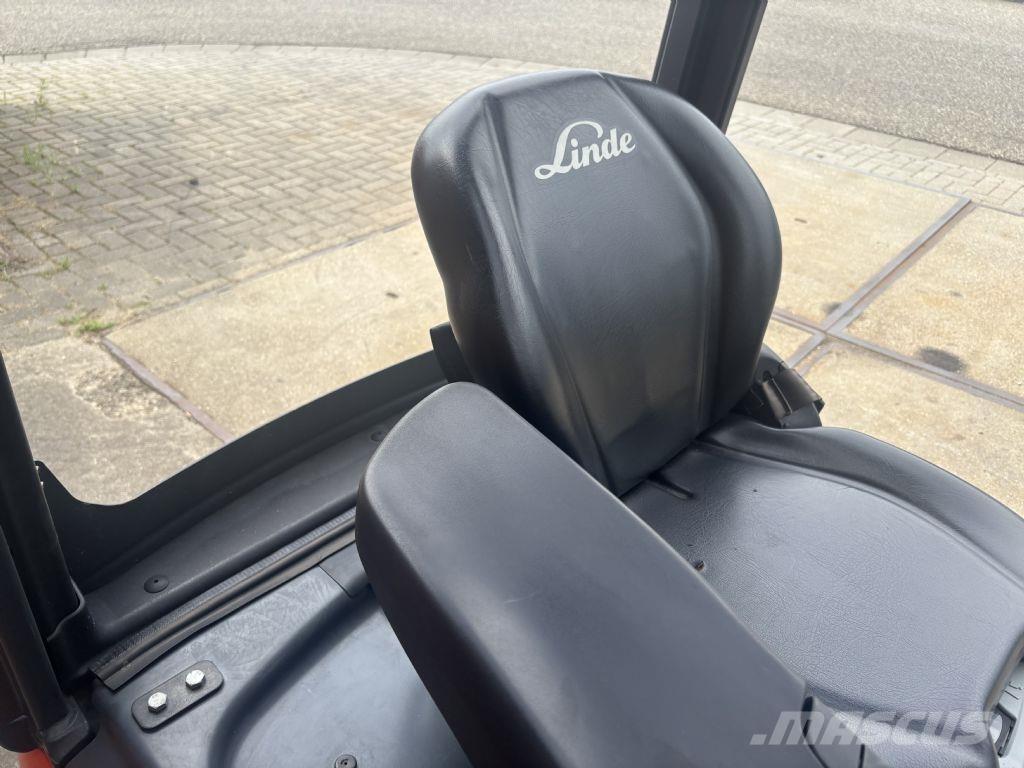 Linde E15-02 Electric forklift trucks