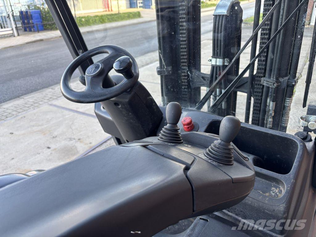 Linde E25HL-01/600 Electric forklift trucks