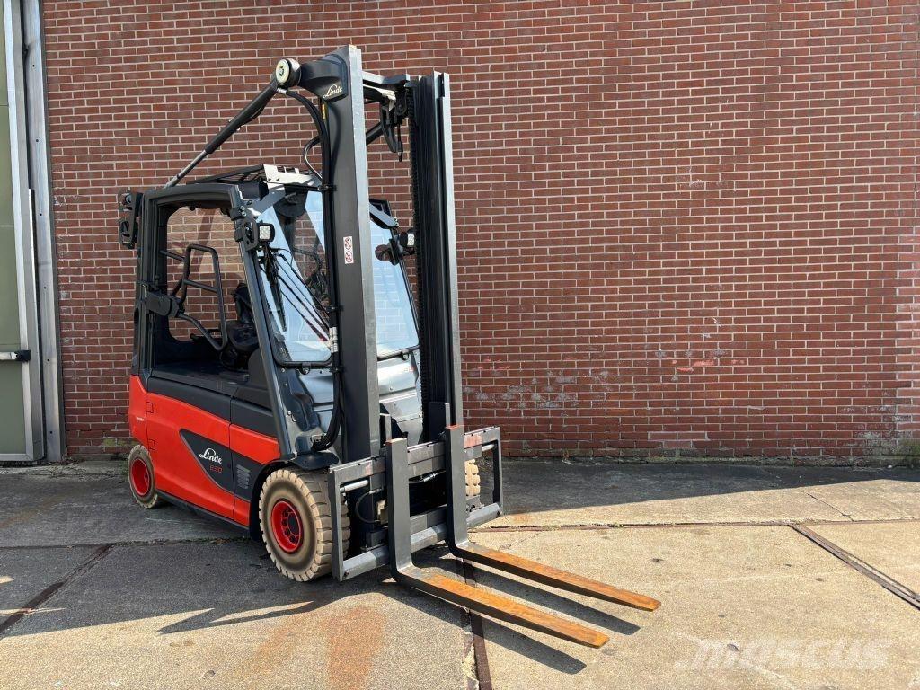 Linde E30L-01 Electric forklift trucks