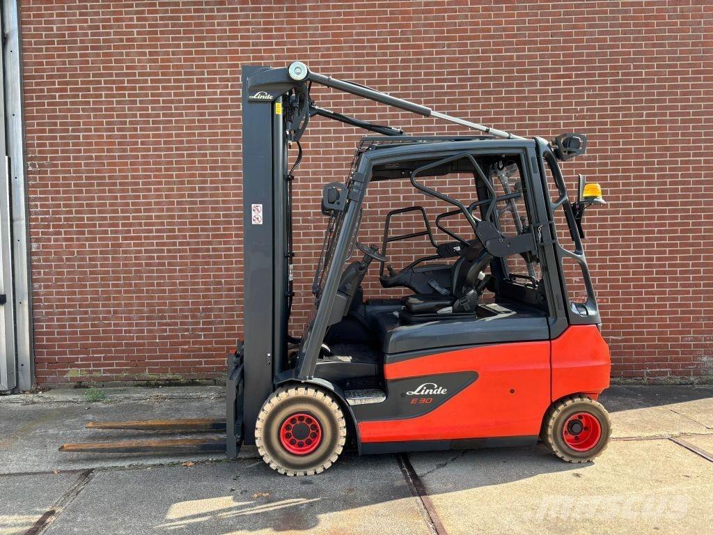 Linde E30L-01 Electric forklift trucks