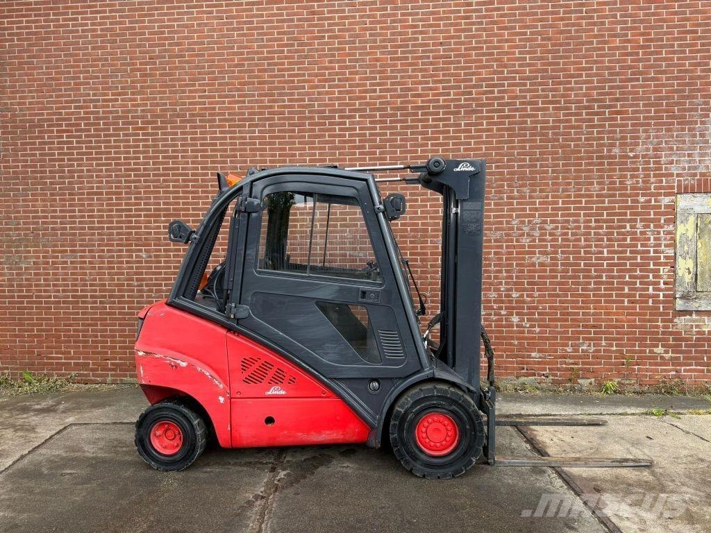 Linde H25D Diesel trucks
