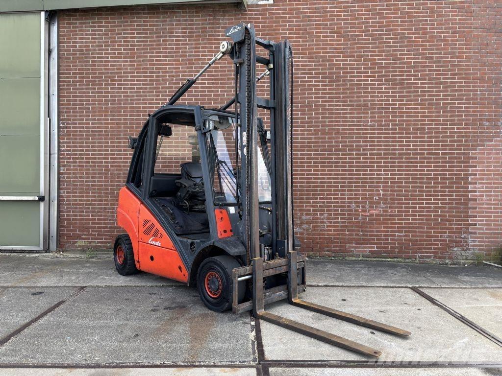 Linde H25D Diesel trucks
