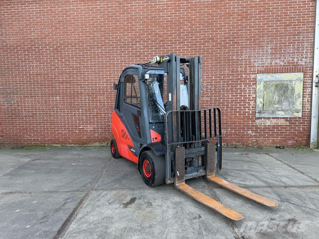 Linde H35 Diesel trucks