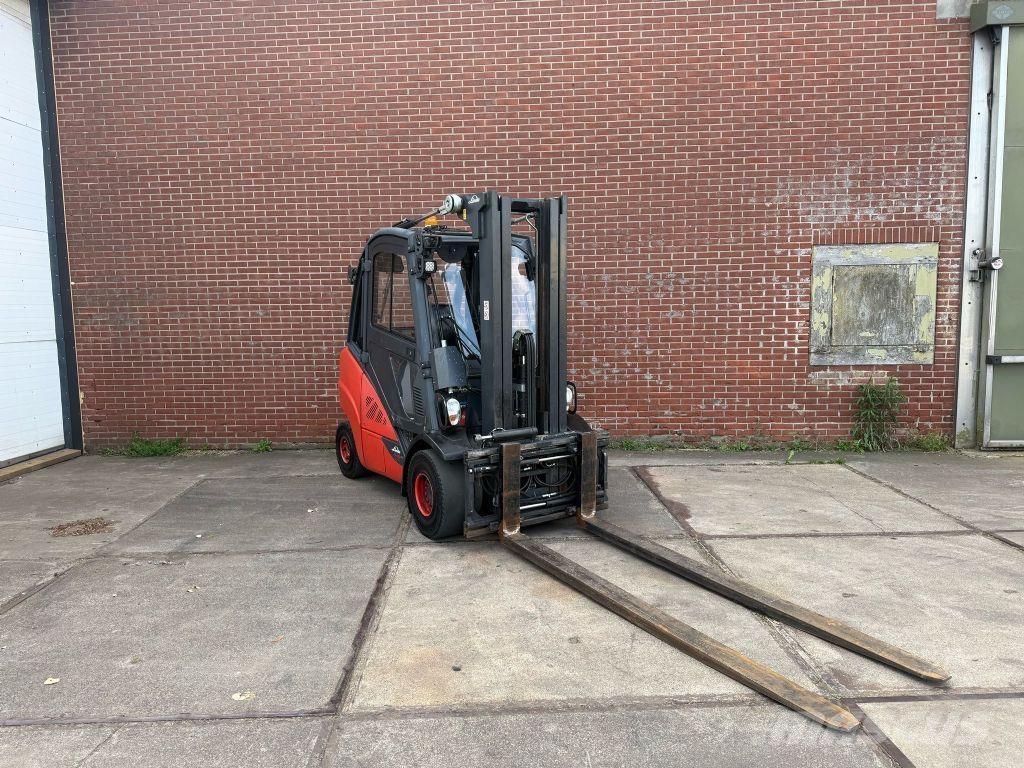 Linde H35D-02 Diesel trucks