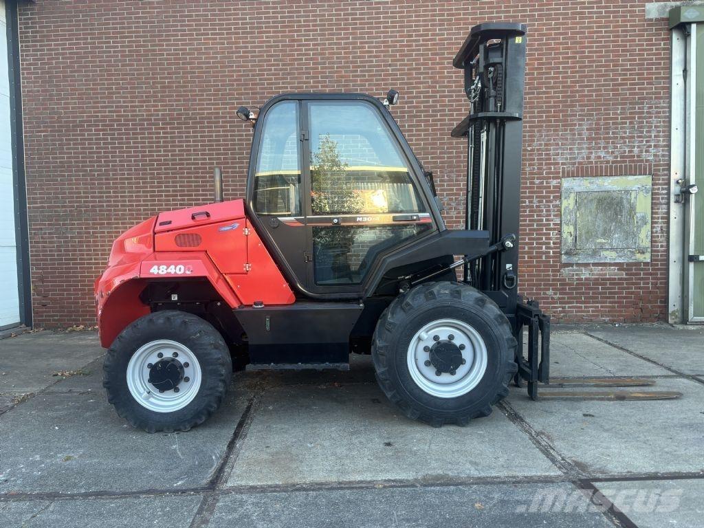 Manitou M30-4 Rough terrain trucks