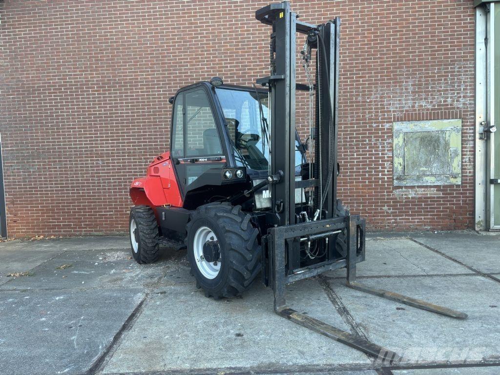 Manitou M30-4 Rough terrain trucks
