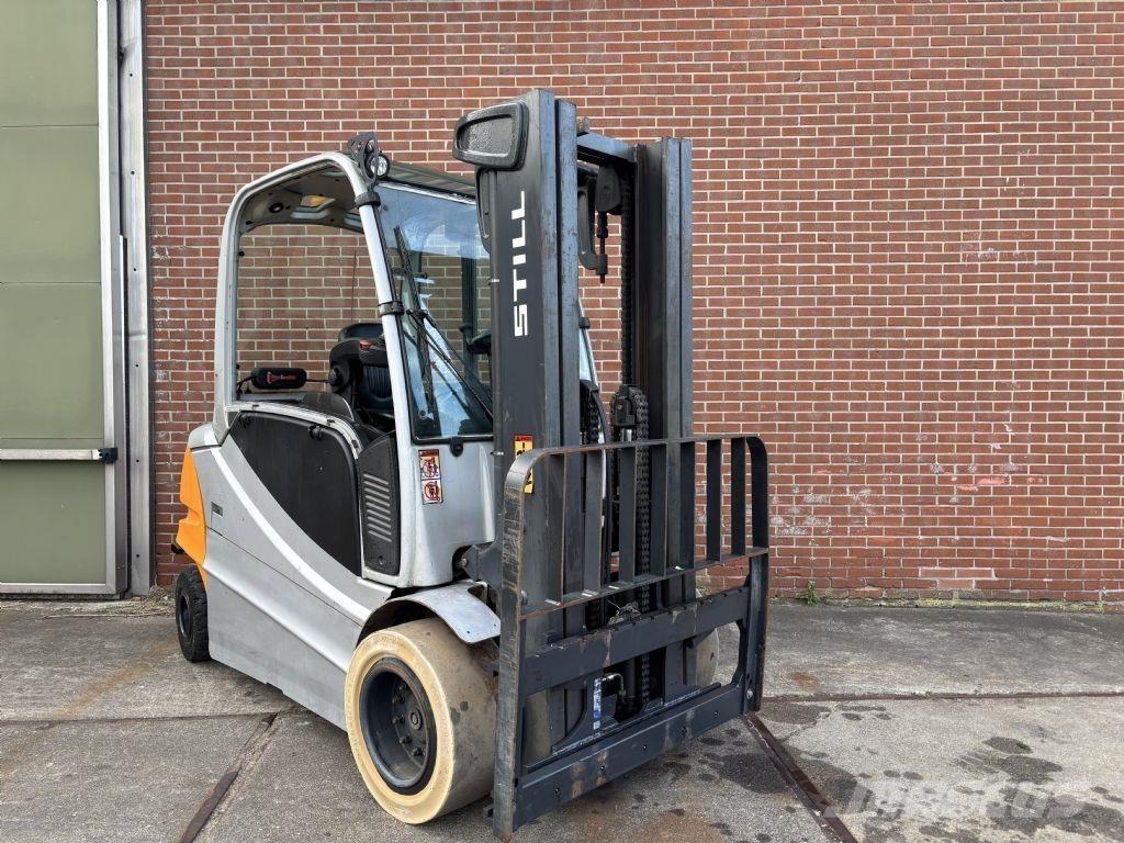 Still RX 60-40 Electric forklift trucks