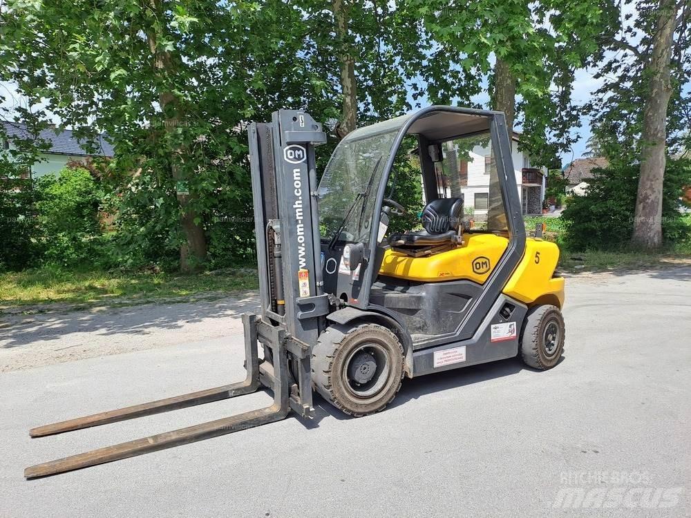 OM XD50 Forklift trucks - others