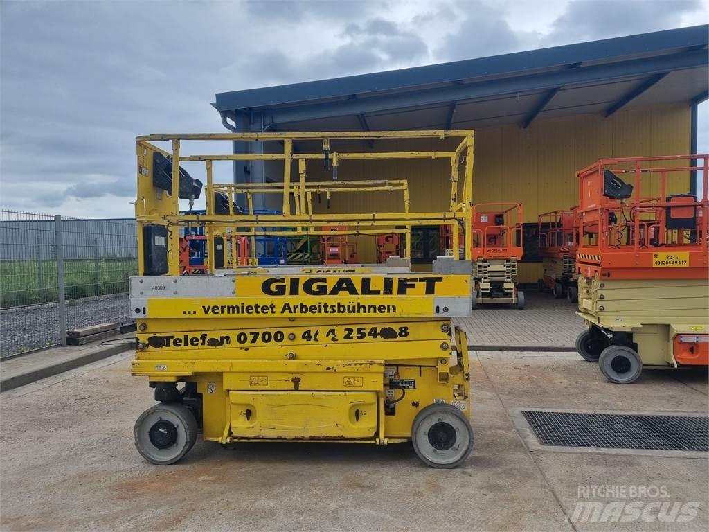 JLG 2030 ES Scissor lifts