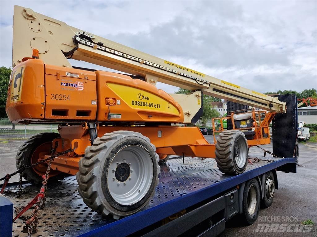JLG M 600 JP Telescopic boom lifts