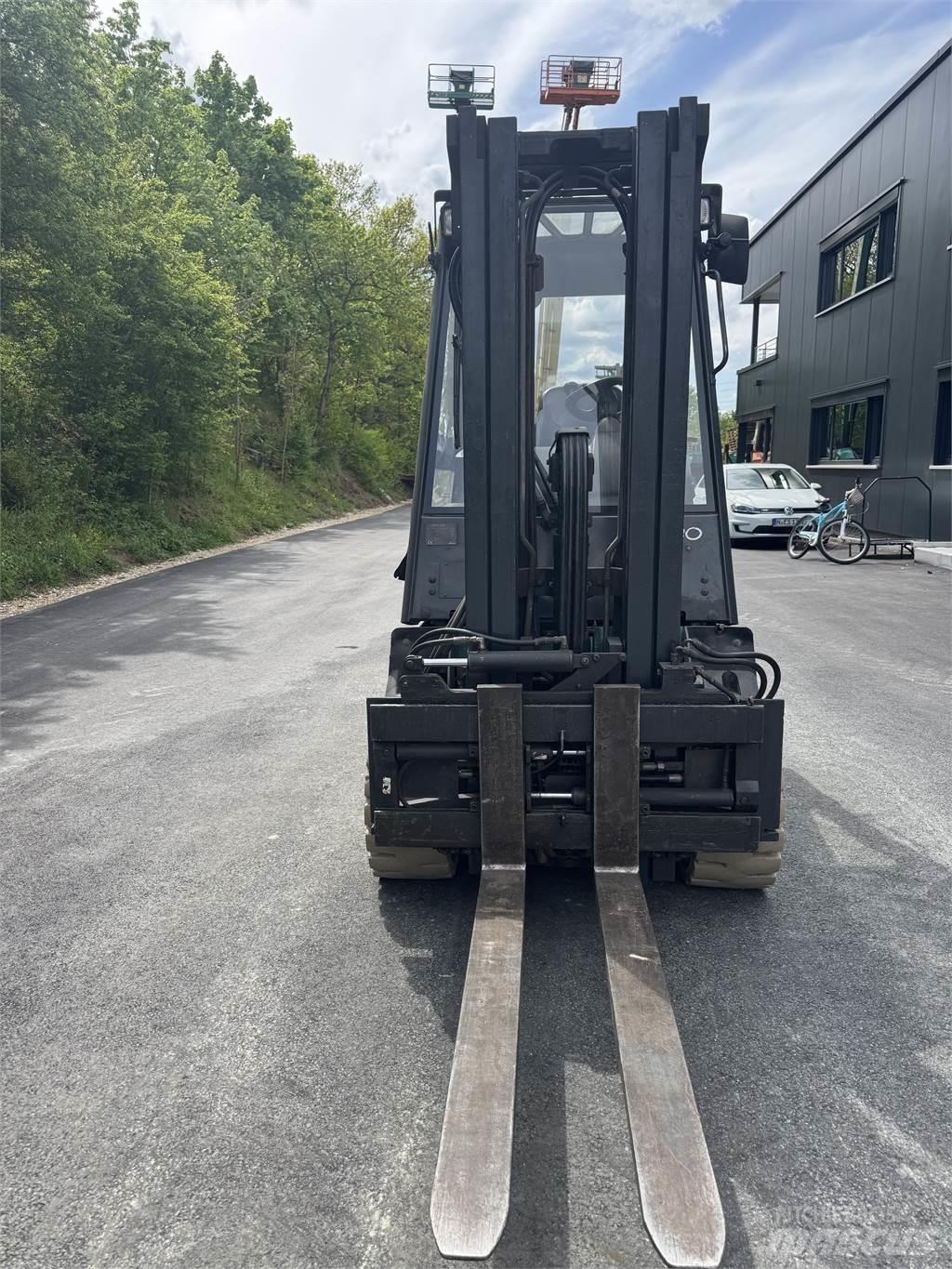 Linde E30 Construction - Others